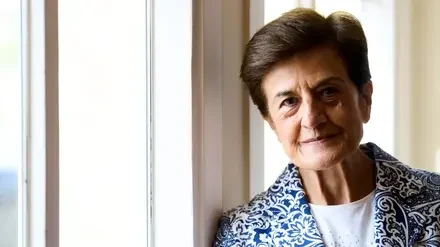 Adela Cortina «La felicidad no consiste en consumir indefinidamente, es necesario cambiar las tornas sociales»